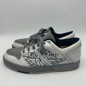 Men's Nu Retro 1 Low - Air Jordan  -white/black-cement grey Size 8.5